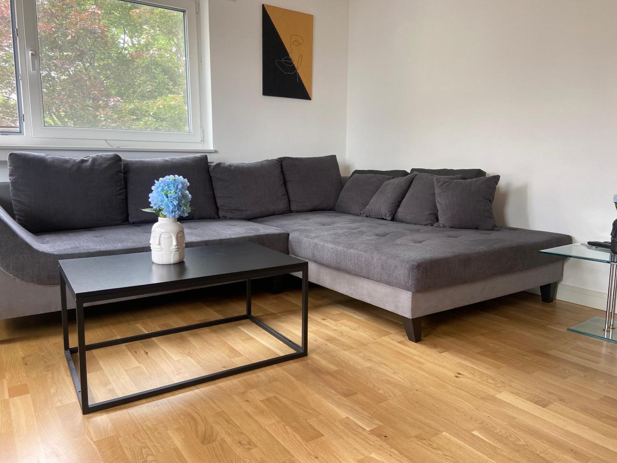 Luxury Apartment With Air Conditioning & Jaccuzzi Near Frankfurt Wiesbaden โฮฟไฮม์อัมเทานอส ภายนอก รูปภาพ